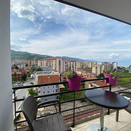 Guest'S Apartament Pogradec Esterno foto