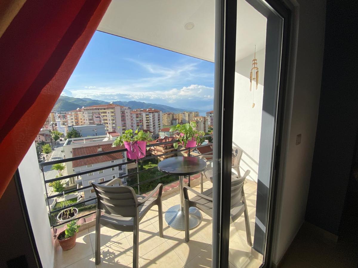 Guest'S Apartament Pogradec Esterno foto