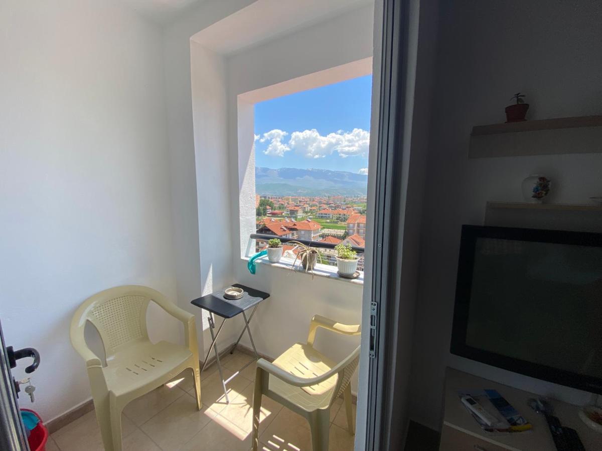 Guest'S Apartament Pogradec Esterno foto