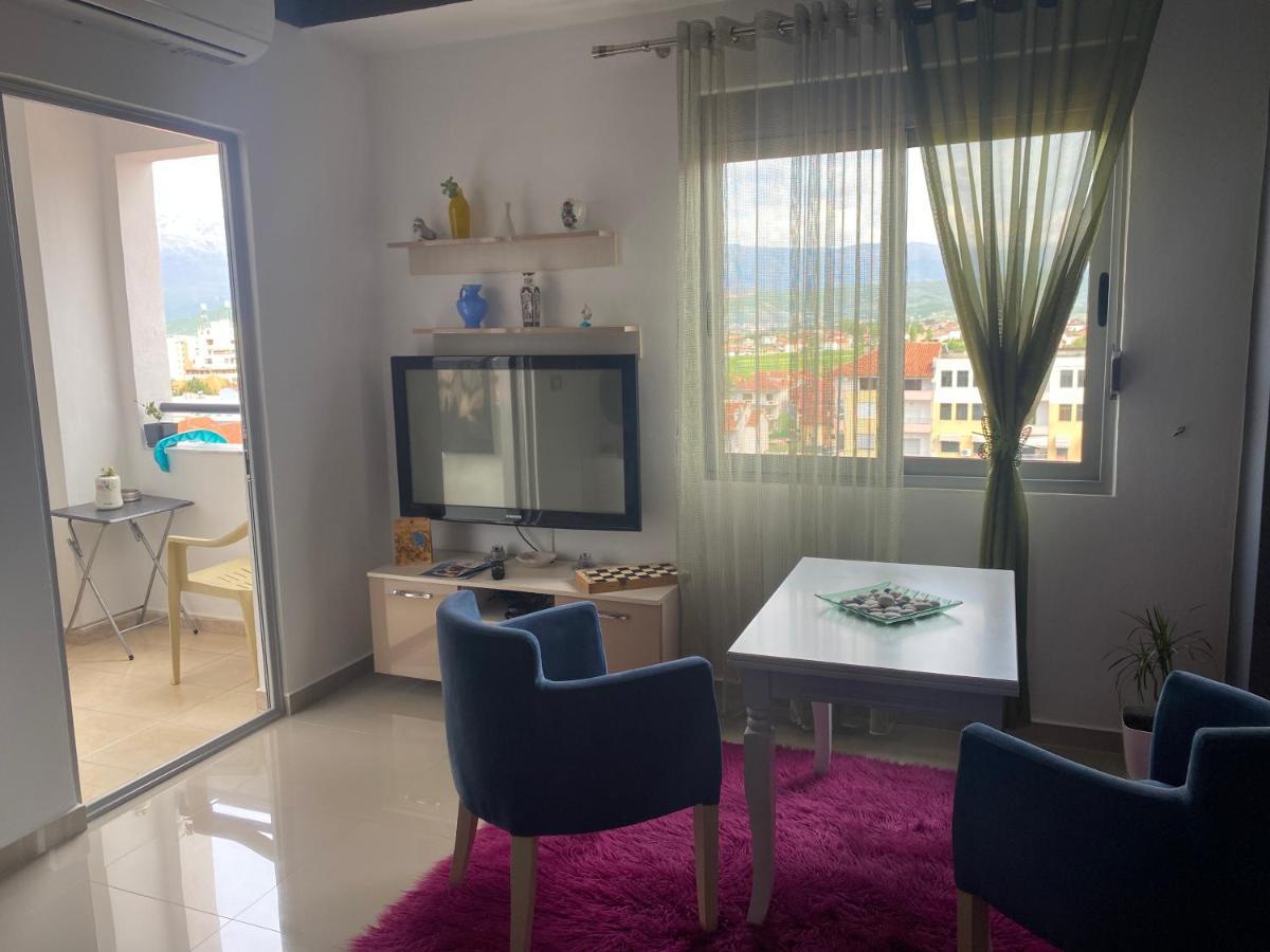 Guest'S Apartament Pogradec Esterno foto