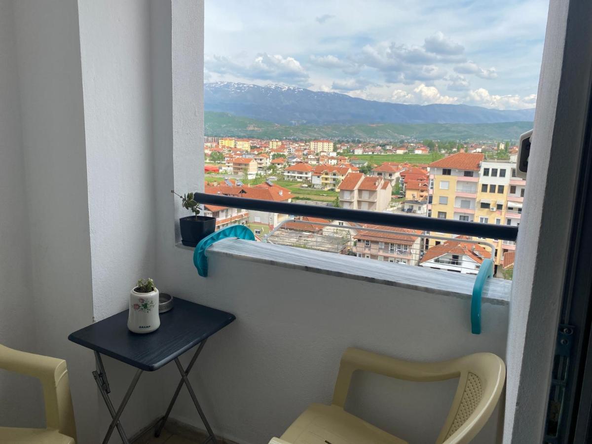 Guest'S Apartament Pogradec Esterno foto