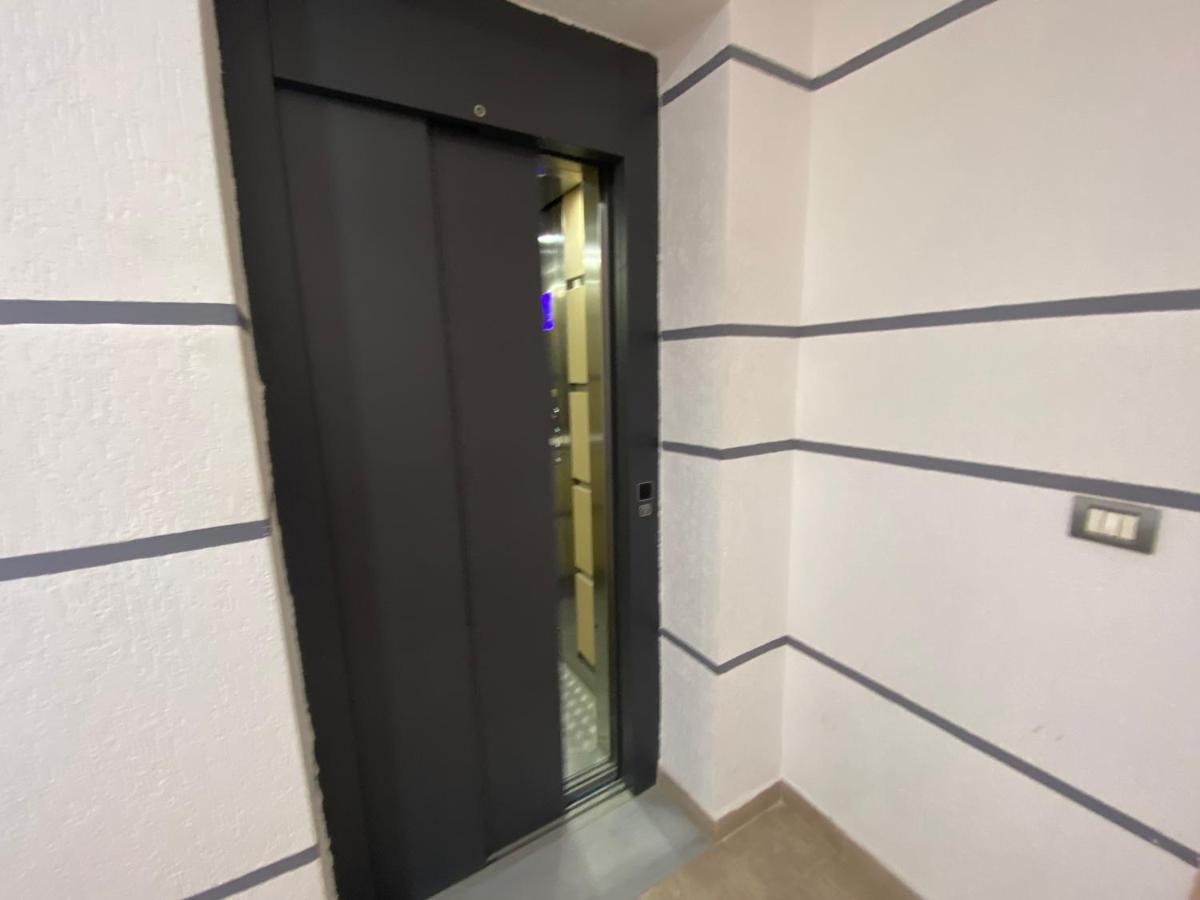 Guest'S Apartament Pogradec Esterno foto