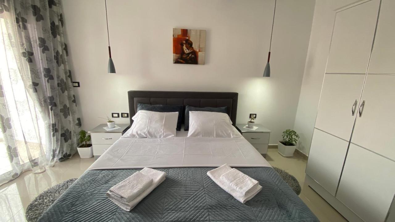 Guest'S Apartament Pogradec Esterno foto