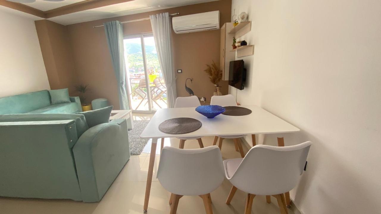 Guest'S Apartament Pogradec Esterno foto