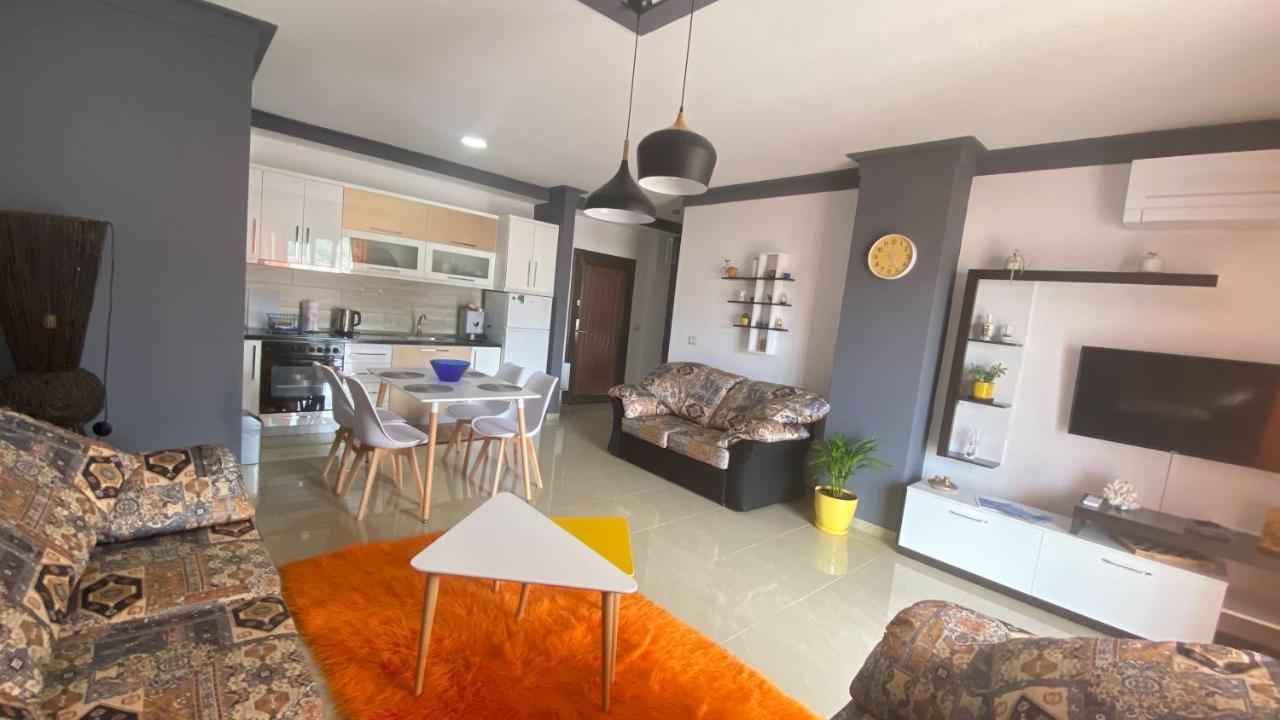 Guest'S Apartament Pogradec Esterno foto