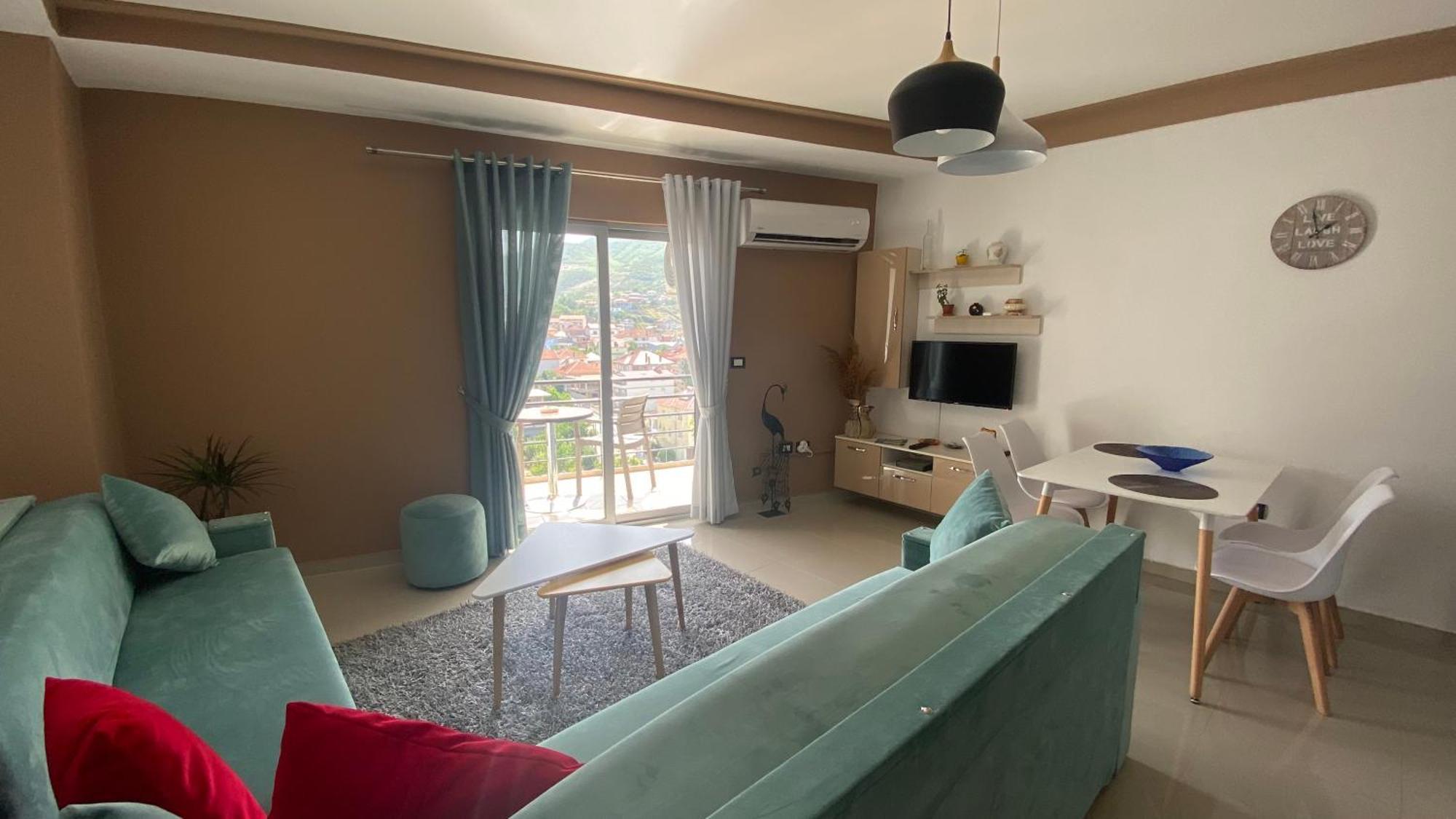 Guest'S Apartament Pogradec Esterno foto